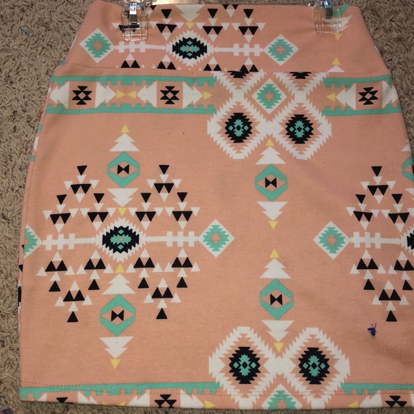 Aztec skirt - Picture 2 of 2